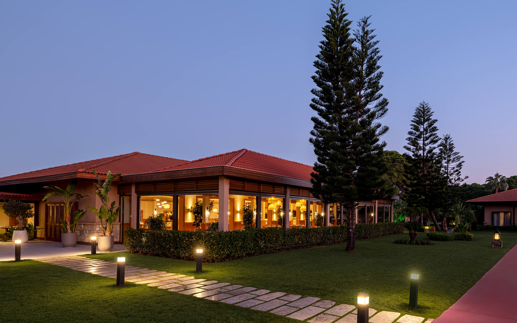 ıc-hotels-villas-gastronomi-mavi-restoran-banner.jpg