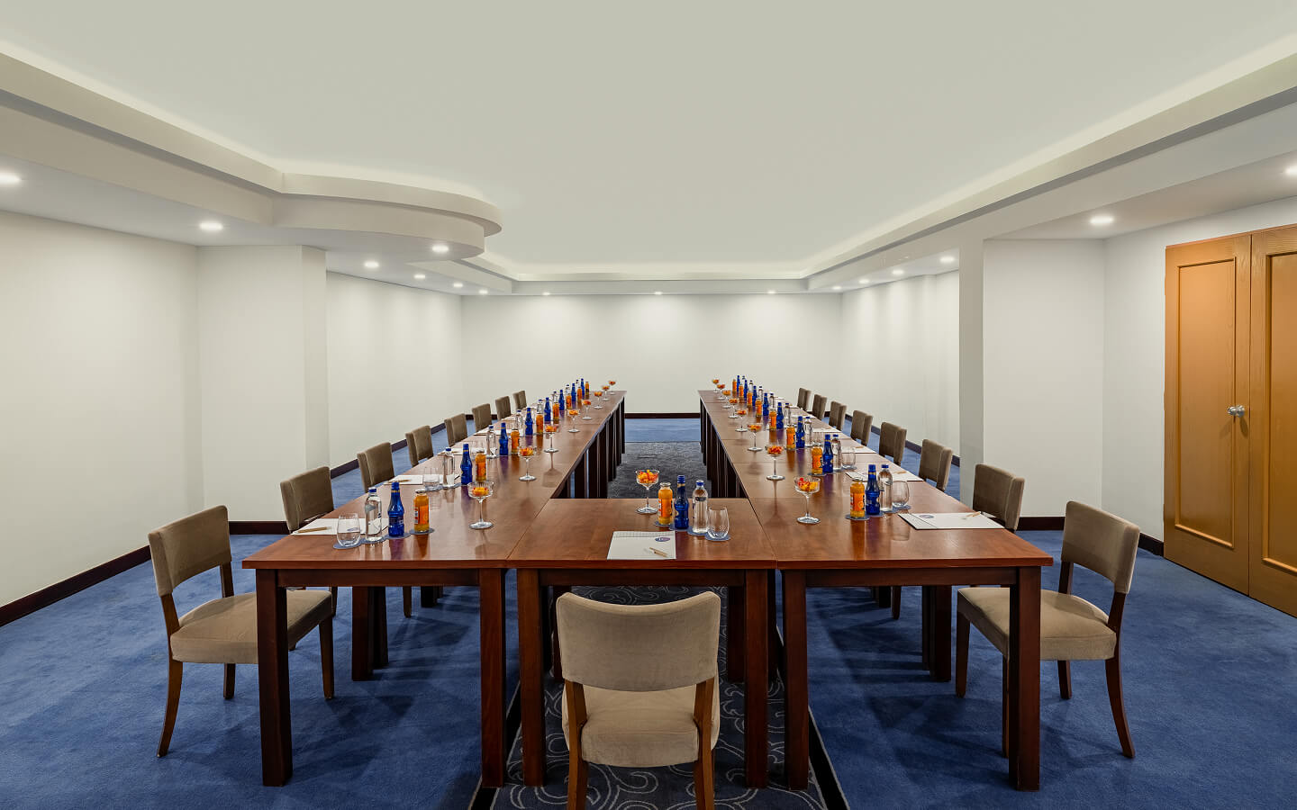 IC-hotels-santai-family-resort-toplantı-salonları-hazar-banner.jpg